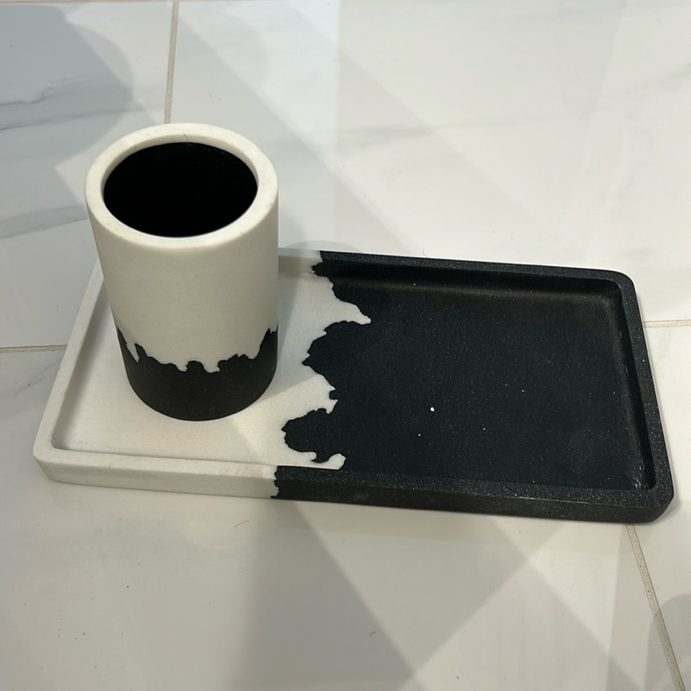 Bathroom vanity accessories